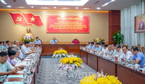 Hội nghị quán triệt các nghị quyết của Bộ Chính trị