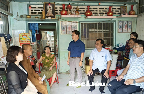 Ban An toàn giao thông tỉnh: Thăm hỏi nạn nhân tai nạn giao thông có hoàn cảnh khó khăn