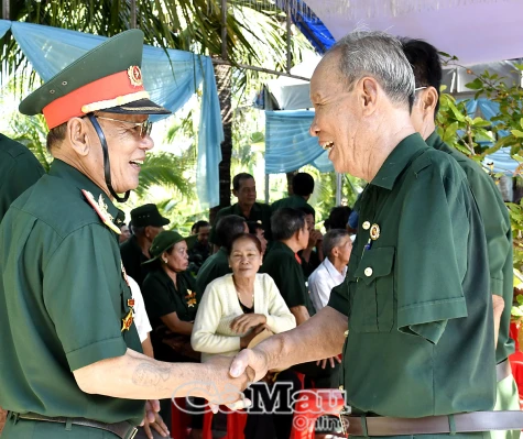 Chuyện về gia đình người thương binh 2/4