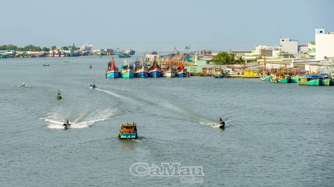 Ðẩy mạnh thu hút đầu tư vào kinh tế biển