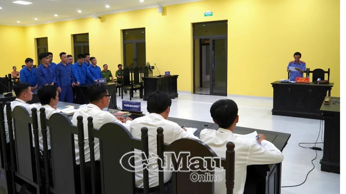 Lãnh án vì lừa thuê xe rồi đem bán