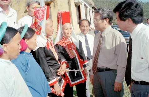 Đồng chí Trần Đức Lương - nhà lãnh đạo hết lòng phục vụ sự nghiệp cách mạng