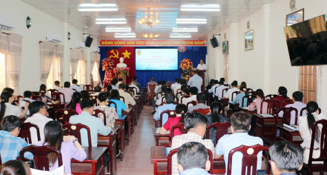 Nâng cao năng lực cho cán bộ chính quyền địa phương 2 cấp