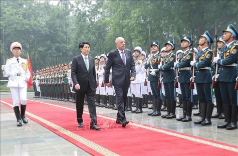 Chủ tịch nước Lương Cường chủ trì lễ đón chính thức Tổng thống Hungary