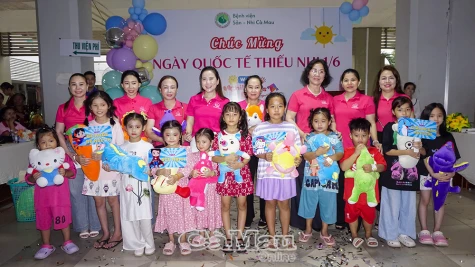 Vui Tết thiếu nhi