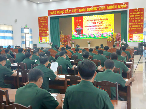 Bộ CHQS tỉnh: Tập huấn công tác chỉnh lý tài liệu và lập hồ sơ công việc đối với đơn vị sáp nhập, giải thể