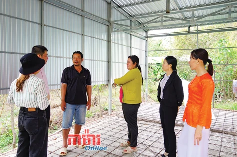 ប្តូរផ្តាច់ដើម្បីសម្រេចជាស្ថាពរនៃការលុបបំបាត់ផ្ទះបណ្តោះអាសន្ន និងផ្ទះទ្រុឌទ្រោម