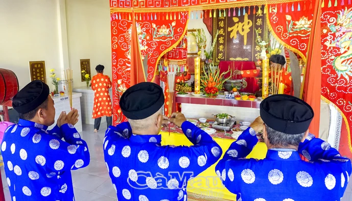 Trang nghiêm lễ giỗ Đình thần Tân Nghĩa