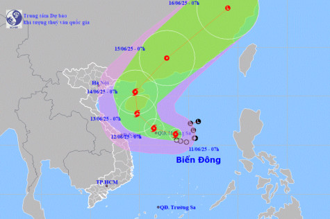 Áp thấp nhiệt đới trên Biển Đông mạnh lên thành bão số 1