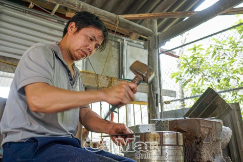 Thanh âm thép rèn giữa đại ngàn
