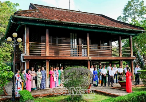 Tưởng nhớ Bác và tri ân những nhà báo liệt sĩ
