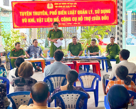 Đừng để có thêm tai nạn đau lòng từ vật liệu nổ sau chiến tranh