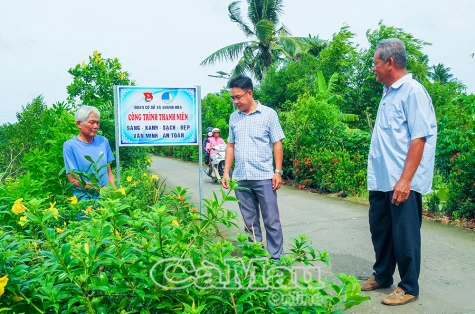 Tuổi cao gương sáng