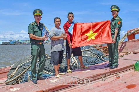 "Lá chắn thép" nơi cực Nam Tổ quốc - Bài 2: Bảo vệ vững chắc chủ quyền biển, đảo thiêng liêng