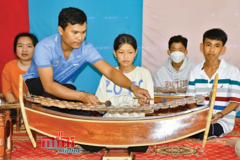 ផលពិបាកសម្រាប់រកអ្នកស្នងបន្តខាងភ្លេងពិណពាទ្យ