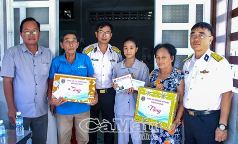 Lan tỏa yêu thương từ mô hình “1.000 đồng nâng bước con ngư dân đến trường”