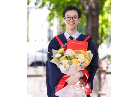 Thủ khoa duy nhất toàn quốc khối B00, quê Cà Mau