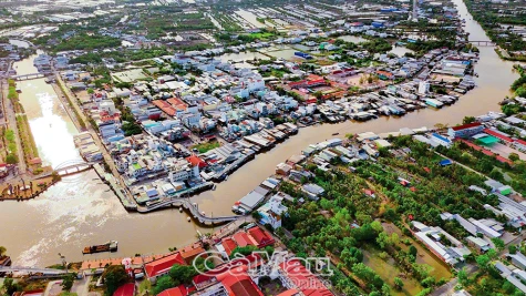 Ở ngã tư sông