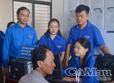 Phục vụ Nhân dân là trên hết
