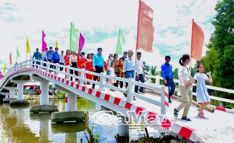 Phong Hiệp chung tay giữ chuẩn, nâng chất nông thôn mới