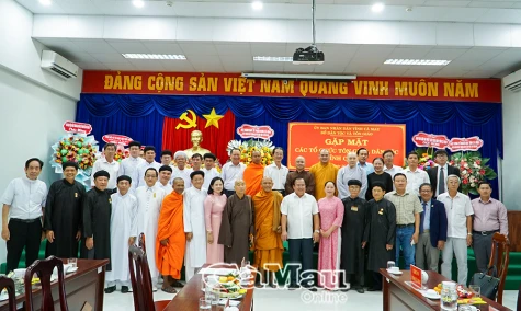 Nhận diện, đập tan luận điệu chia rẽ khối đại đoàn kết dân tộc 