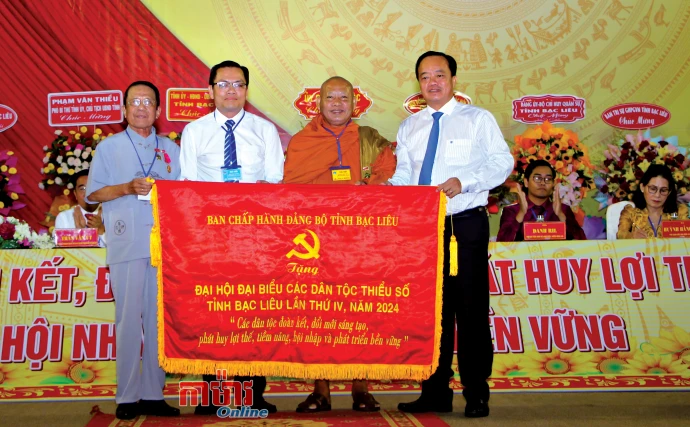 គំរូដ៏ល្អនៃអ្នកមានប្រជាប្រិយ