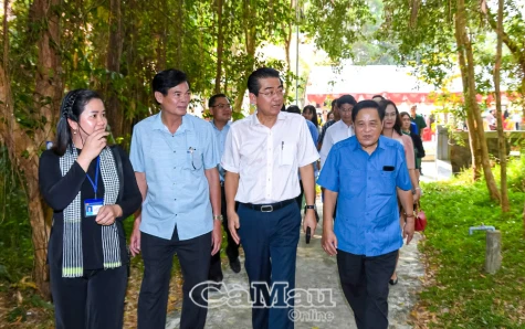 Những người kể chuyện lịch sử thời hiện đại