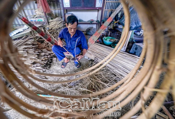 Nghề lọp ở rừng U Minh Hạ
