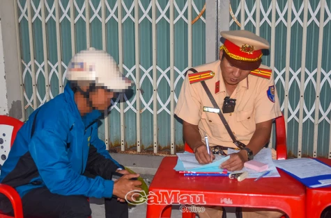 Đổi mới toàn diện công tác tuần tra, xử lý vi phạm giao thông