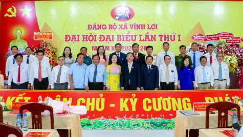 Quyết tâm tạo đột phá xã cửa ngõ Cà Mau