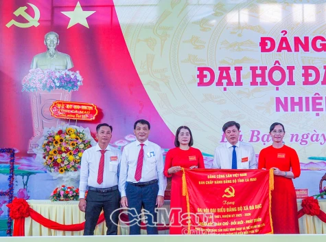Đưa Đá Bạc trở thành điểm sáng phát triển du lịch và kinh tế biển