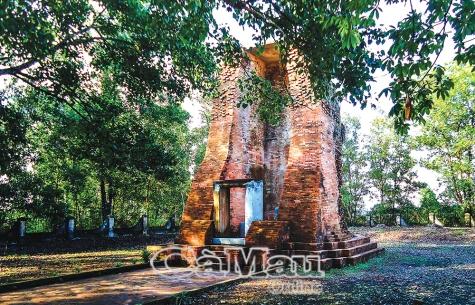 Phong phú di sản văn hoá