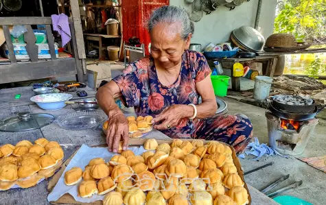 Nặng lòng với nghề truyền thống