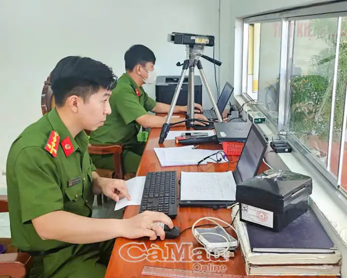 Cao điểm thu nhận thông tin, đổi Thẻ đảng viên đến hết tháng 8/2025