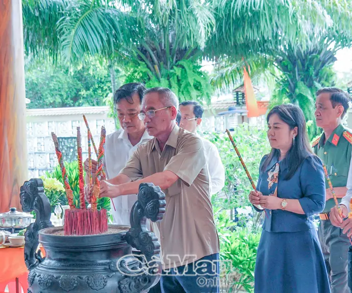 Mãi khắc ghi công ơn 10 anh hùng liệt sĩ khởi nghĩa Hòn Khoai