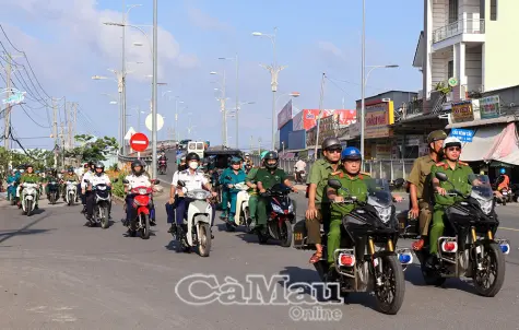 Xây thế trận lòng dân vững chắc