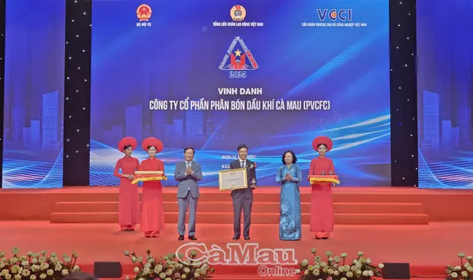  Lần thứ 5 được vinh danh “Doanh nghiệp tiêu biểu vì người lao động”