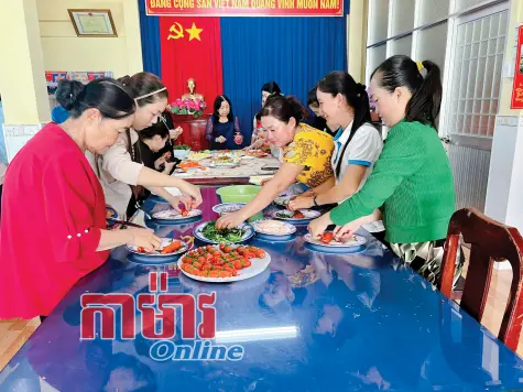 ផ្តល់ឱកាសដើម្បីបង្កើតការងារធ្វើជូនបងប្អូននារីជនបទ