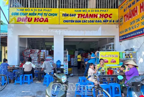 Hơn 1.000 suất ăn chay miễn phí cho bệnh nhân nghèo