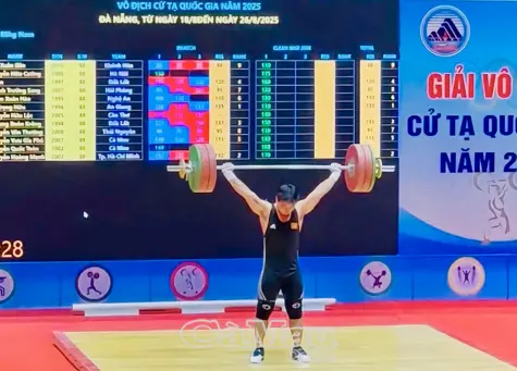 Cử tạ Cà Mau phá kỷ lục quốc gia hạng cân 88 kg nam