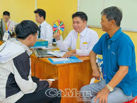 Nhiều chính sách ưu đãi cho tân sinh viên khóa 28