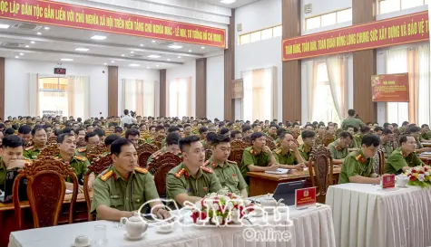 Tập huấn nghiệp vụ phổ biến, giáo dục pháp luật cho Công an Tây Nam Bộ