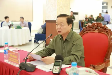 Phó Thủ tướng Trần Hồng Hà chủ trì họp chỉ đạo khắc phục hậu quả bão số 5, ứng phó với mưa lũ sau bão