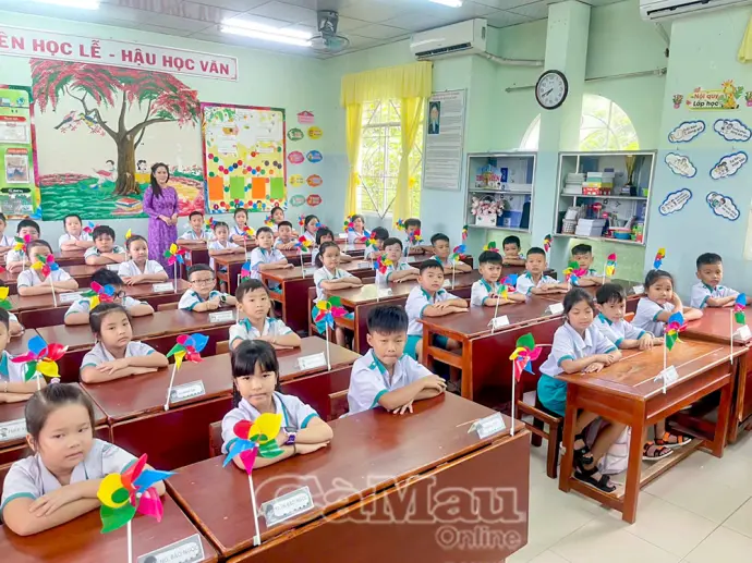 Hơn 387.000 học sinh Cà Mau đồng loạt tựu trường