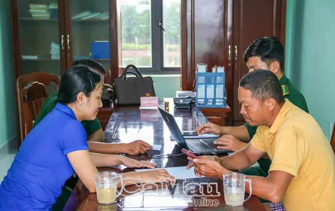Xã Vĩnh Hậu: Hỗ trợ du thuyền nước ngoài gặp sự cố ngoài khơi