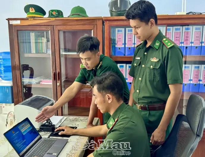 Ra sức thi đua trở thành công dân số