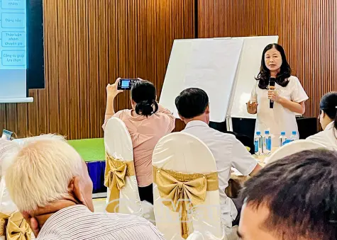 Tập huấn kỹ năng điều hành cho hội viên nông dân