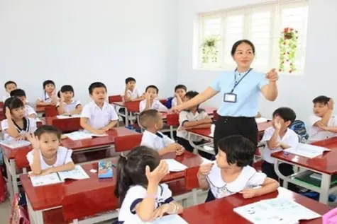 Không sử dụng biện pháp kỷ luật mang tính bạo lực, xúc phạm nhân phẩm của học sinh