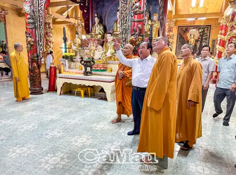Phó Chủ tịch UBND tỉnh Nguyễn Minh Luân khảo sát Chùa Phật Tổ