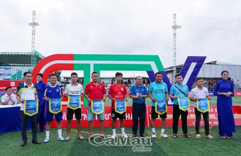 Giải bóng đá Sân 7 Cúp Báo và Phát thanh, Truyền hình Cà Mau lần thứ I chính thức khởi tranh